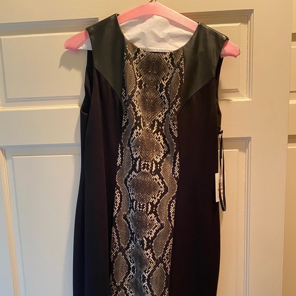 Black snake skin dress - Picture 2 of 4